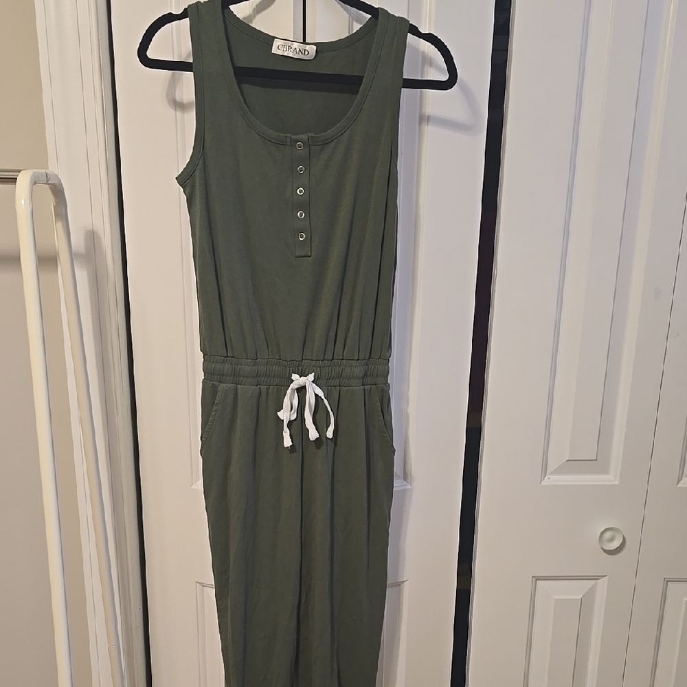 Green Sleeveless Jumpsuit